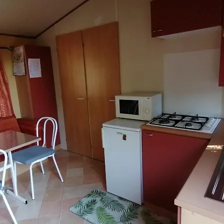 Campsite Mobile 4 Personnes Camping Lou Cantou Cevenol *